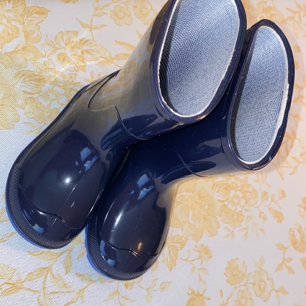Navy Rainboots